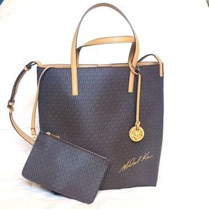 Michael Kors Limited Edition Signature Hayley Tote